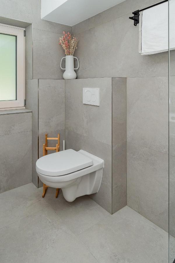 Seeblickwohnung Liesl Apartment *